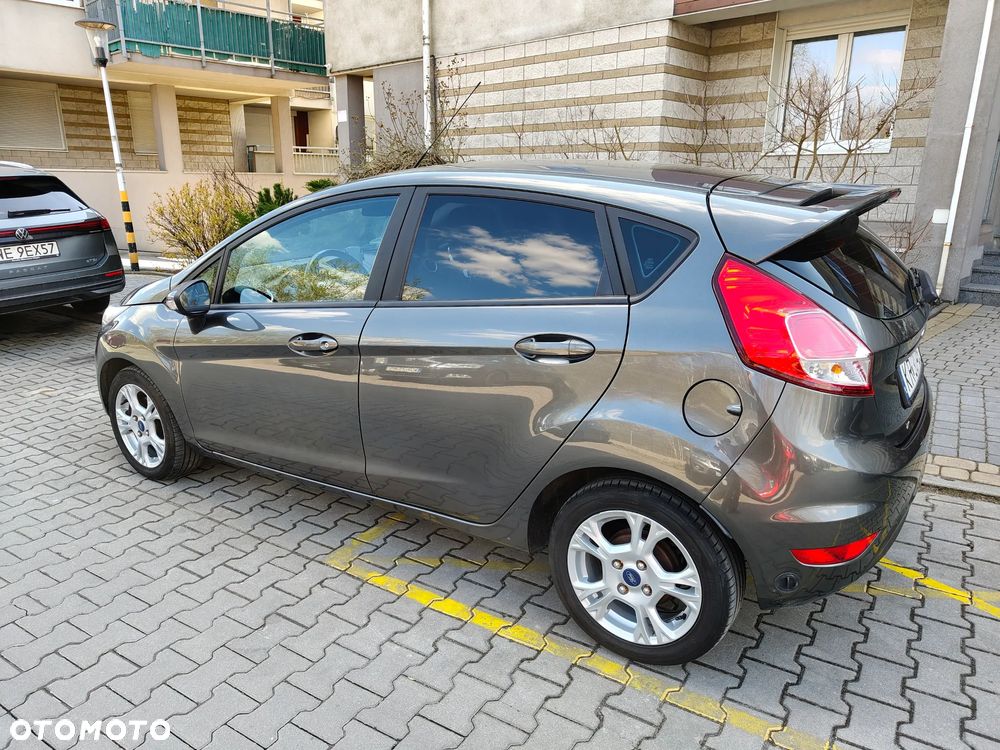 Ford Fiesta 1.4 Titanium - 4
