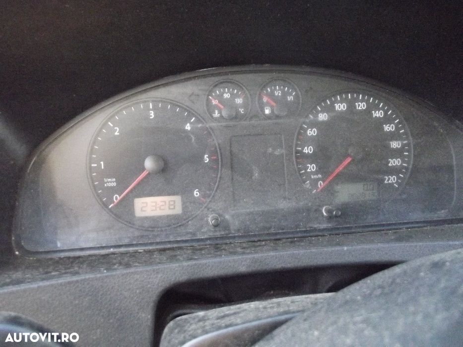 Ceasuri Bord VW T5 2.5tdi ceasuri bord VW T5 dezmembrez vw T5 2.5 bnz - 1
