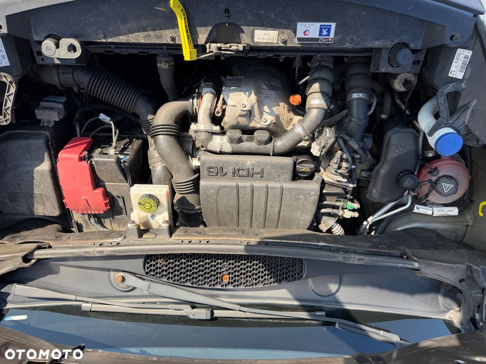 Peugeot Partner HDi FAP 90 Premium - 17