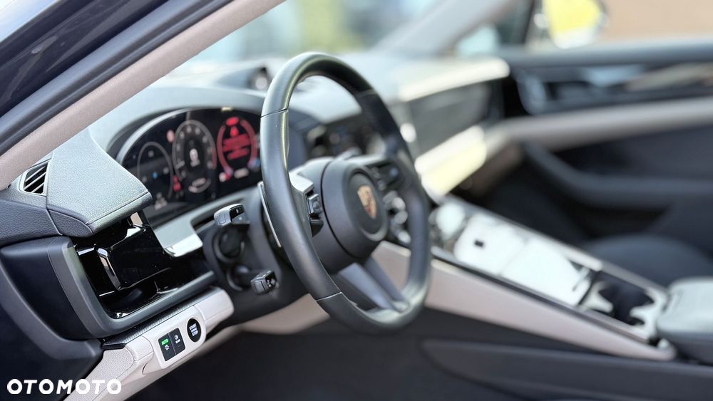 Porsche Panamera - 3