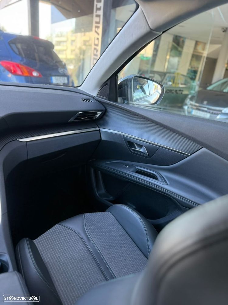 Peugeot 3008 - 22
