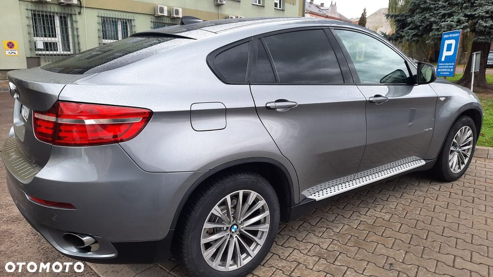 BMW X6 xDrive35i - 24