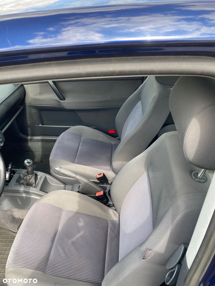 Volkswagen Polo 1.4 FSI - 9
