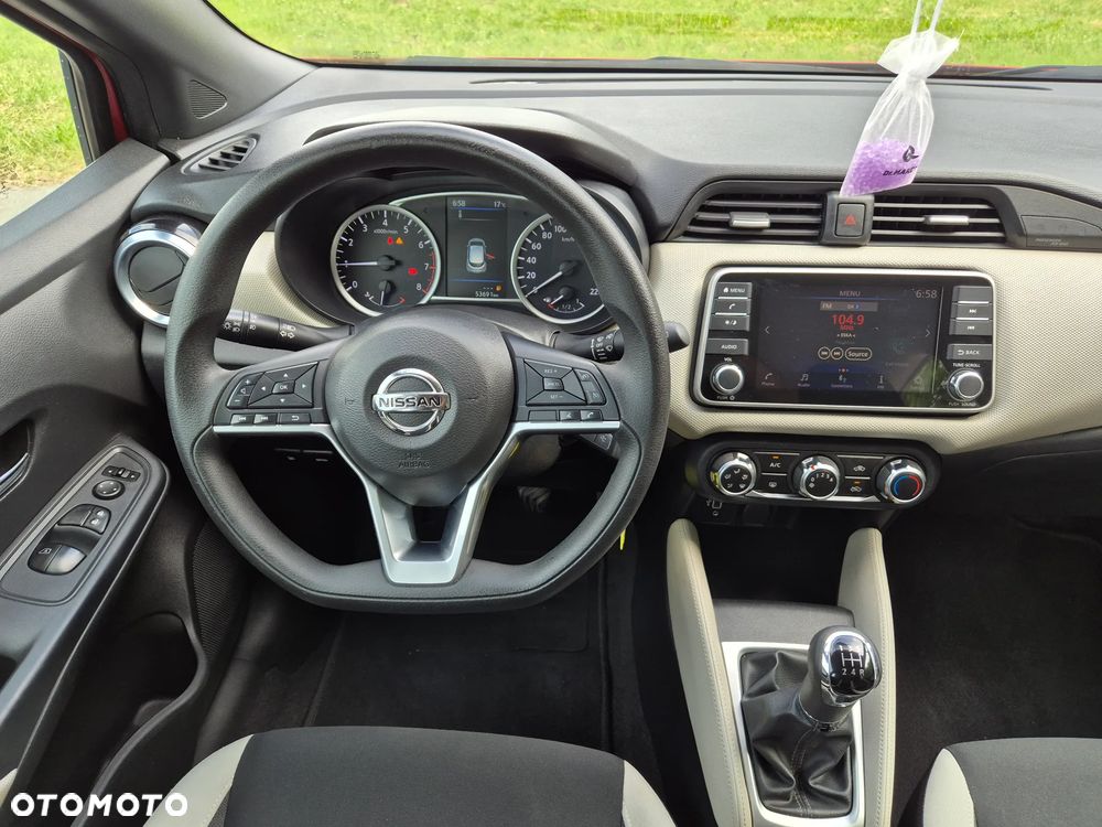 Nissan Micra 1.0 Visia Plus - 21