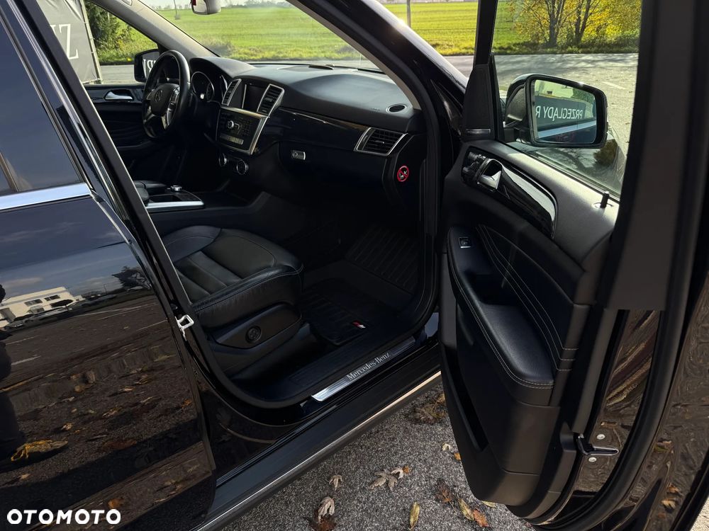 Mercedes-Benz ML 350 BlueTEC 4MATIC 7G-TRONIC Edition 1 - 20