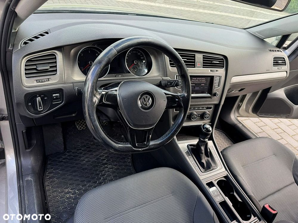 Volkswagen Golf 1.6 TDI Comfortline - 28