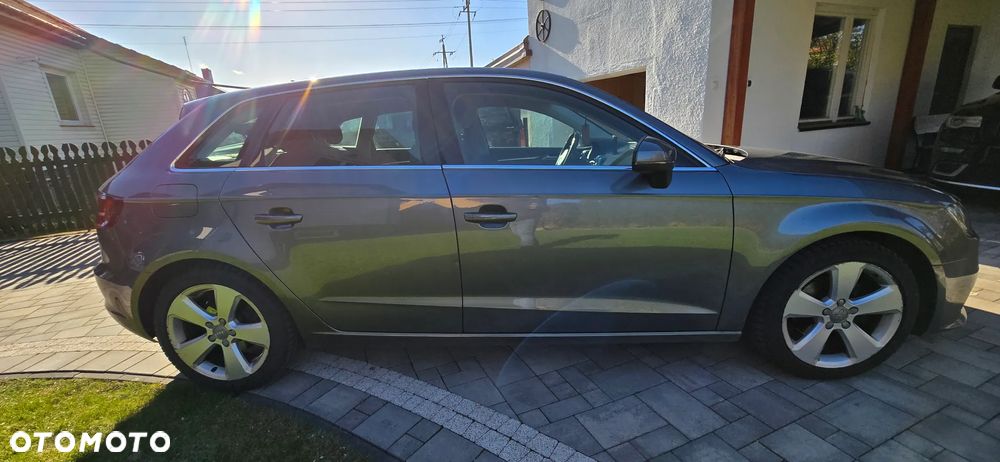 Audi A3 Sportback 1.4 TFSI Ambiente - 8