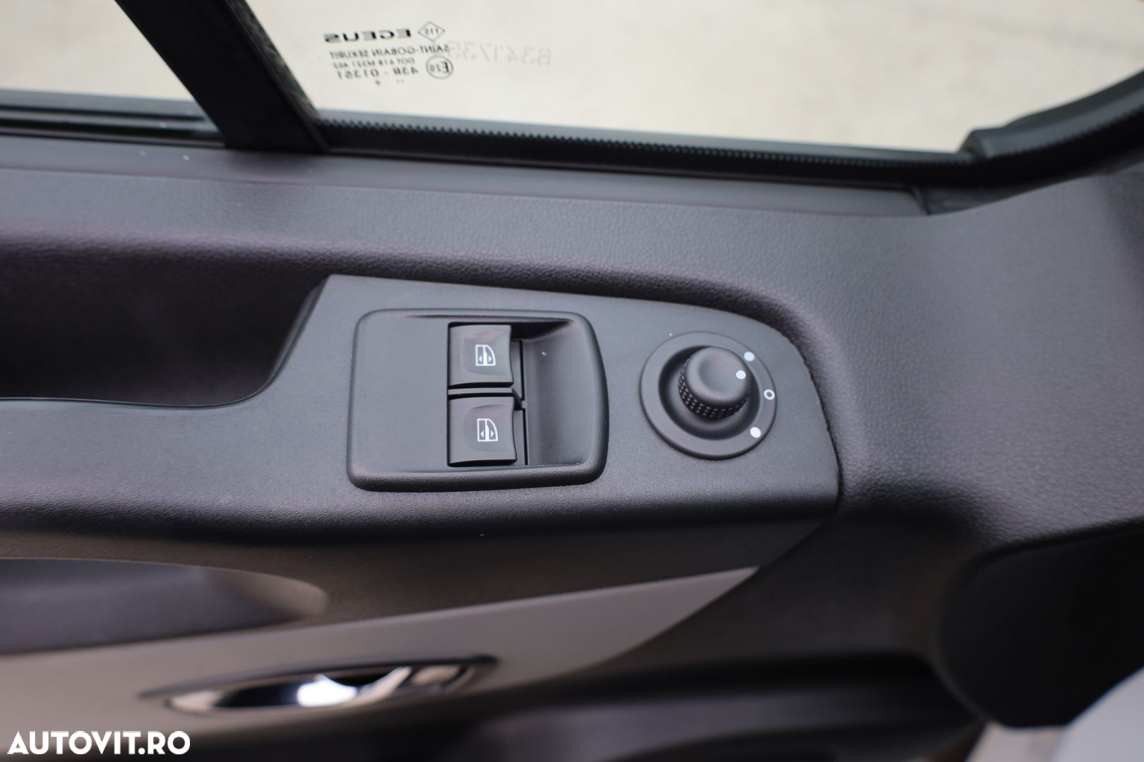 Renault Trafic - 17