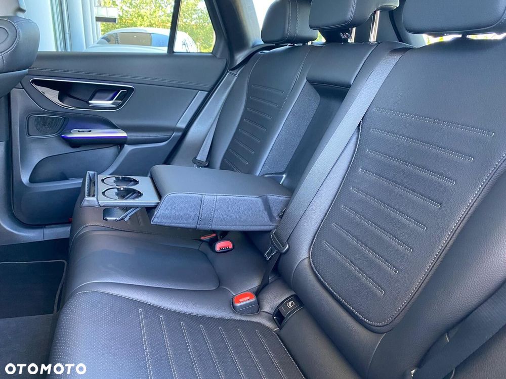 Mercedes-Benz GLC 200 mHEV 4-Matic AMG Line - 27
