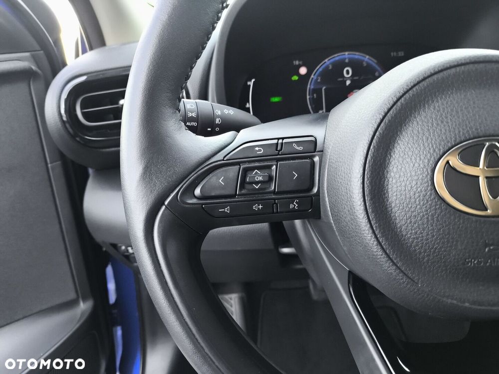 Toyota Yaris Hybrid 1.5 Style - 17