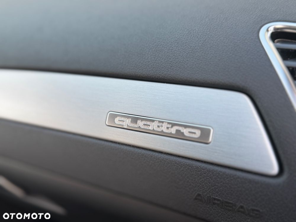 Audi A4 Avant 2.0 TDI DPF clean diesel quattro S line Sportpaket - 32