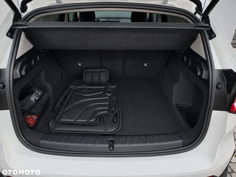BMW X1 sDrive18i xLine sport - 29