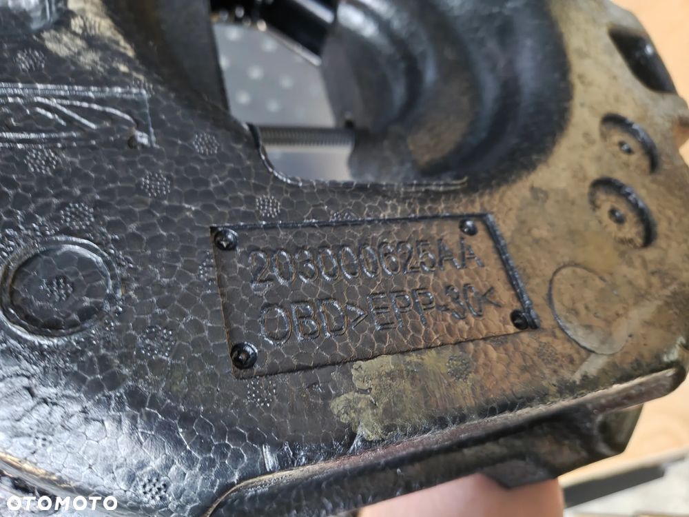 OMODA 5 V Chery zestaw naprawczy wkład styropian 203000625AA - 2