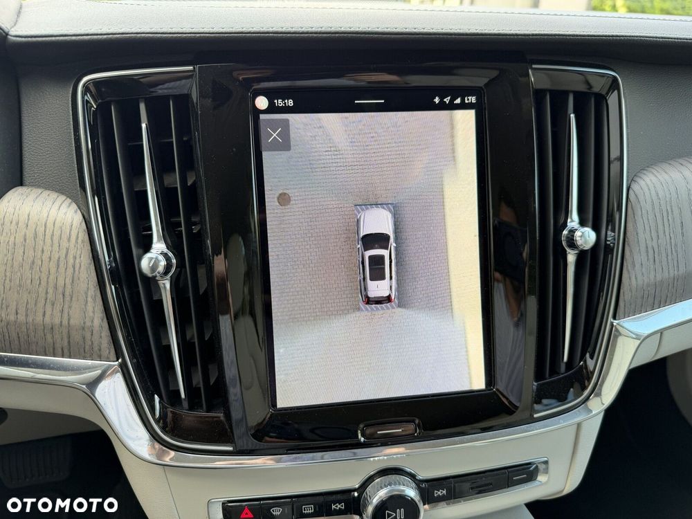 Volvo V90 B4 D Plus Dark - 37