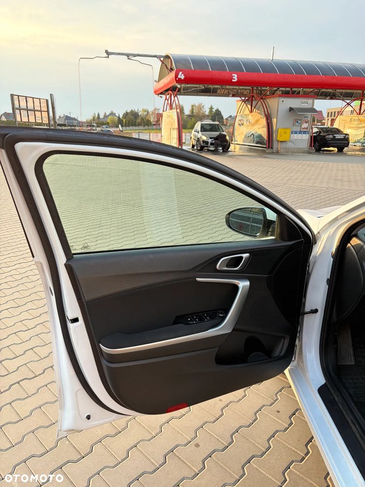 Kia Ceed 1.0 T-GDI M - 28