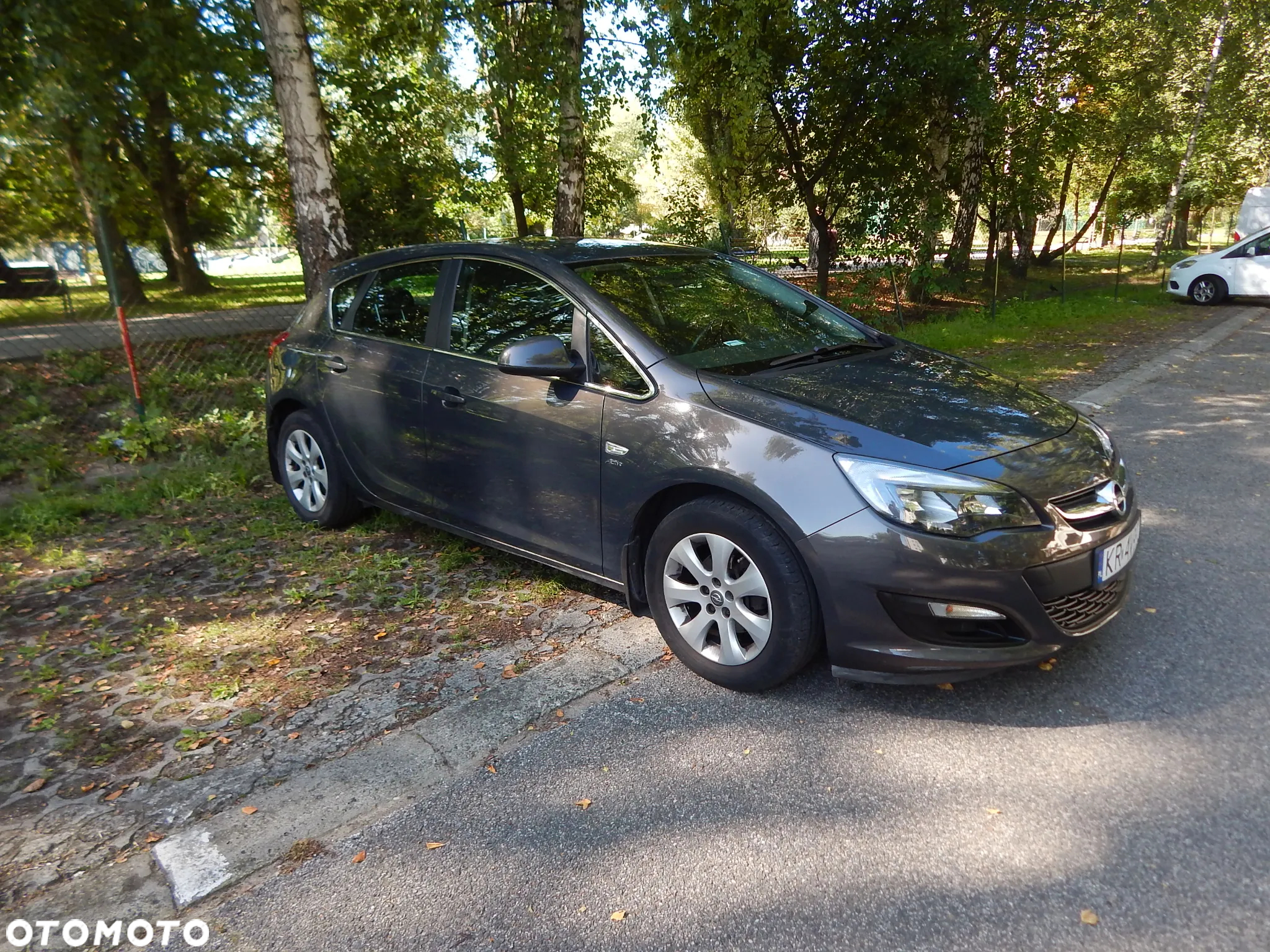 Opel Astra IV 1.4 T Active - 3