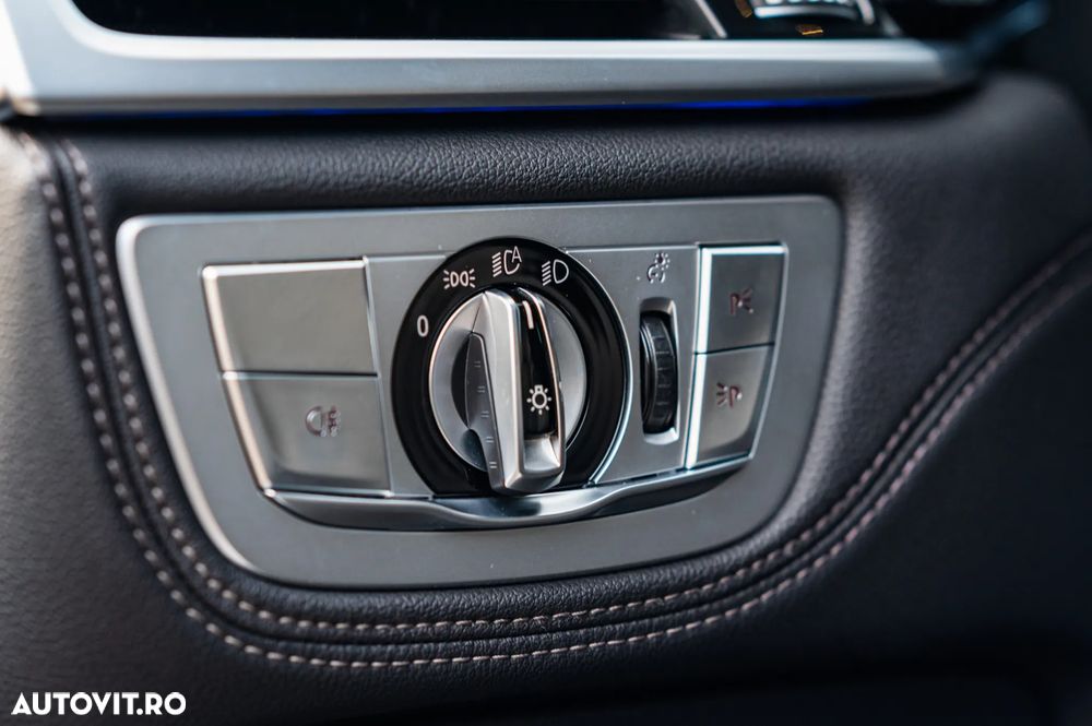 BMW Seria 7 740d xDrive MHEV - 20