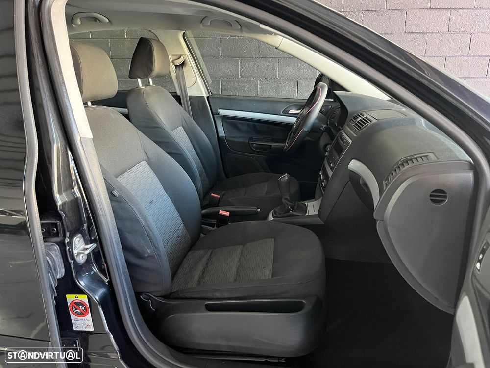 Skoda Octavia 1.6 TDI Sportline Pack - 11