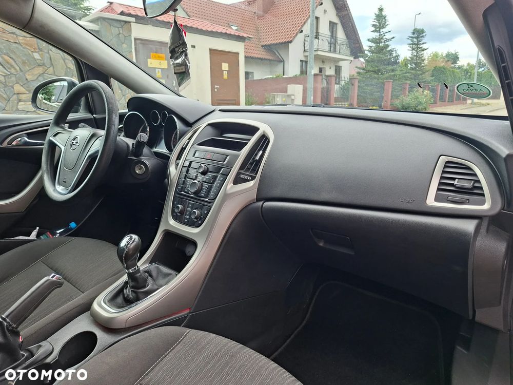 Opel Astra - 10