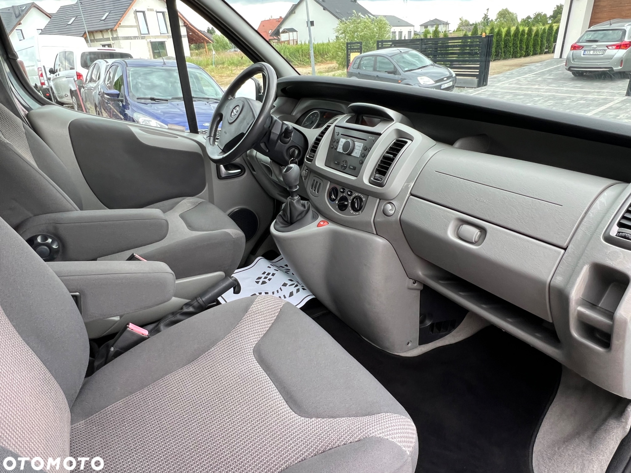 Opel Vivaro 2.0 CDTI L1H1 Tour Cosmo - 31