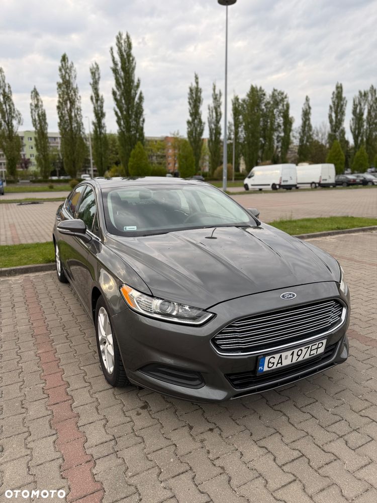 Ford Fusion - 4