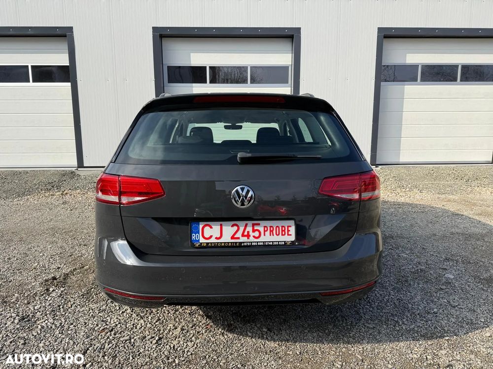 Volkswagen Passat 2.0 TDI SCR Comfortline - 10
