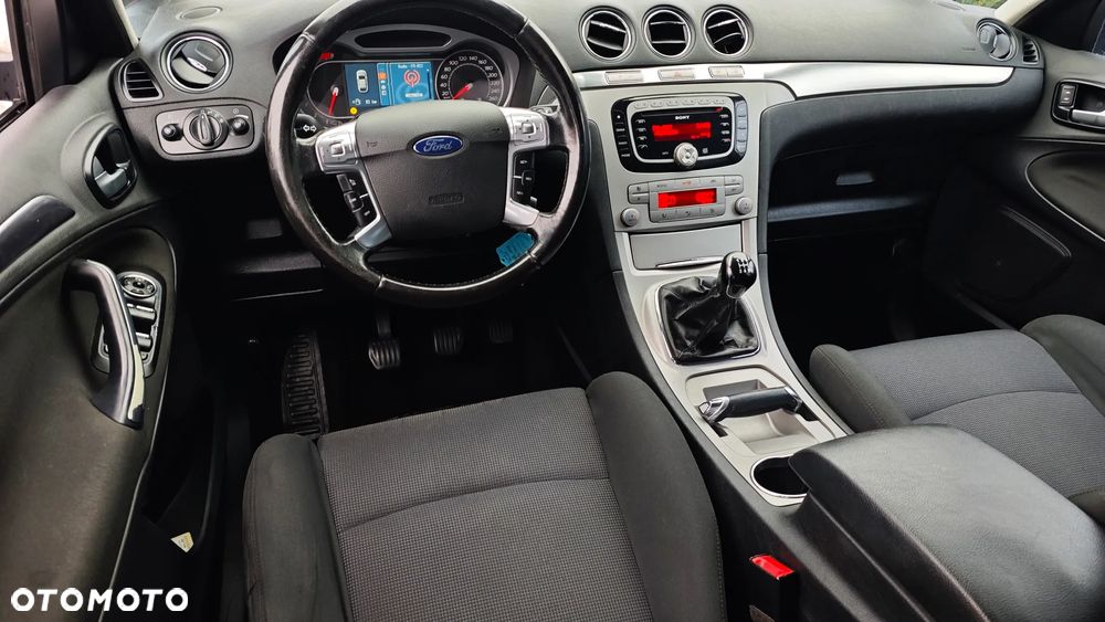 Ford S-Max 2.0 Titanium - 4