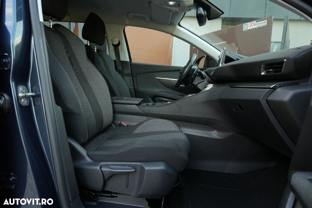 Peugeot 5008 - 12