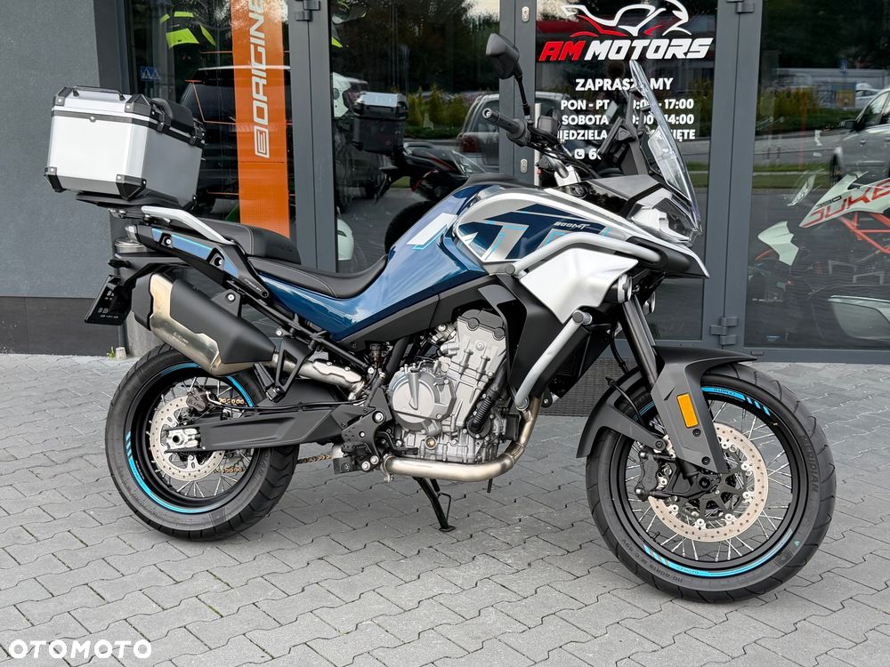 CFMoto 800MT Touring - 2