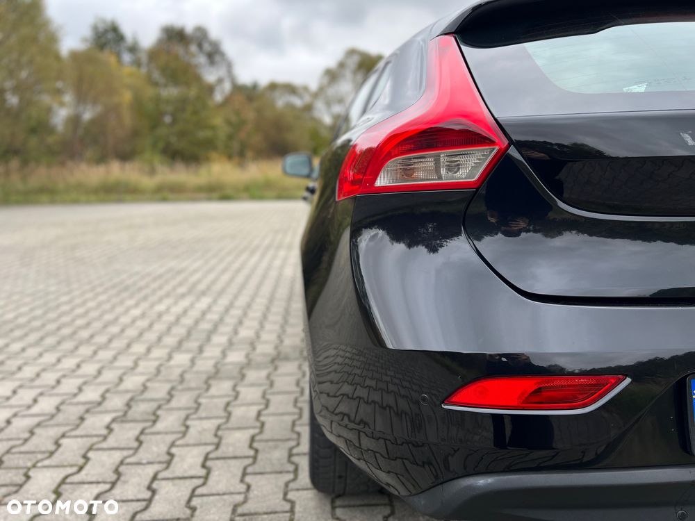 Volvo V40 - 15