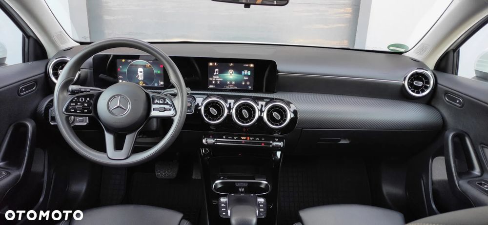Mercedes-Benz Klasa A 180 d 8G-DCT Edition 2020 - 13