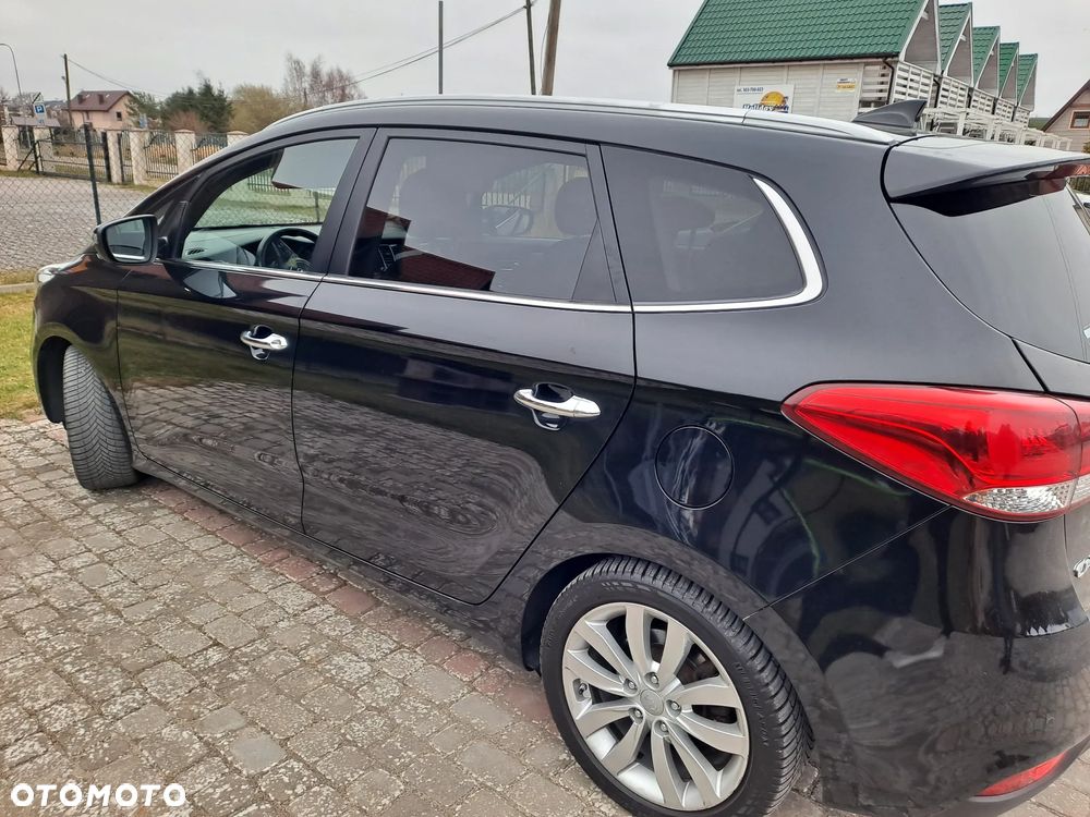 Kia Carens 1.7 CRDi M 7os - 7