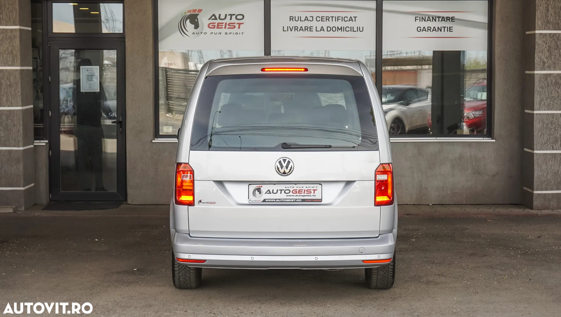 Volkswagen Caddy 2.0 TDI (7-Si.) Maxi Comfortline - 6