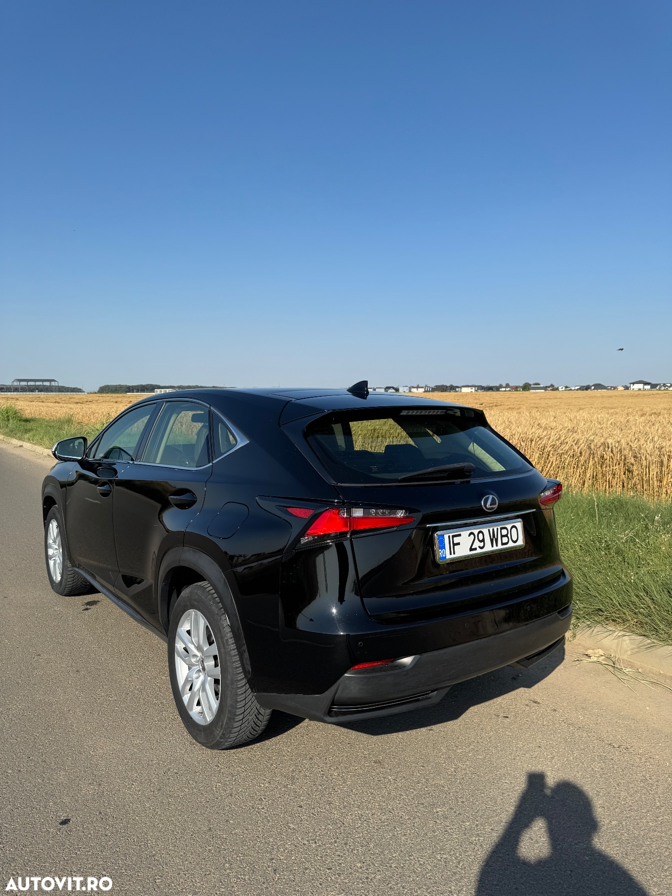 Lexus Seria NX - 5