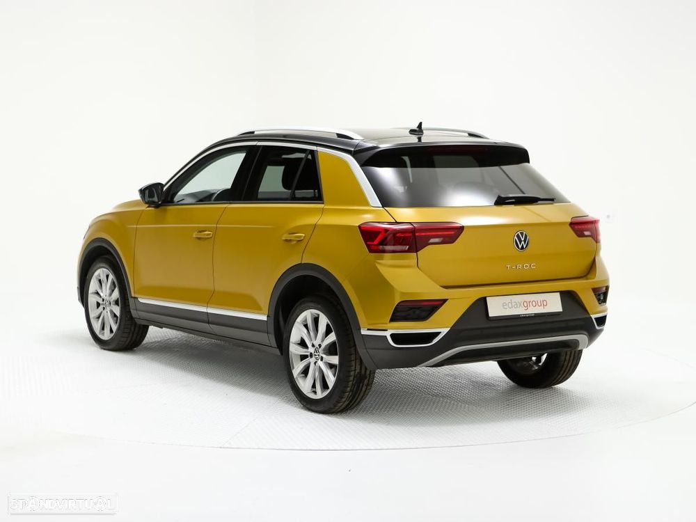 VW T-Roc 2.0 TDI R-Line DSG - 4