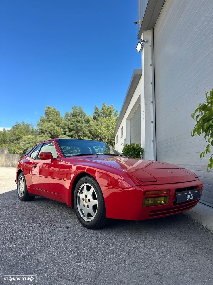 Porsche 944 Turbo - 14