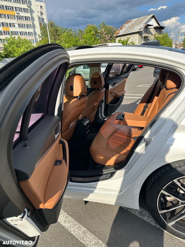 BMW Seria 5 520d Aut. - 8