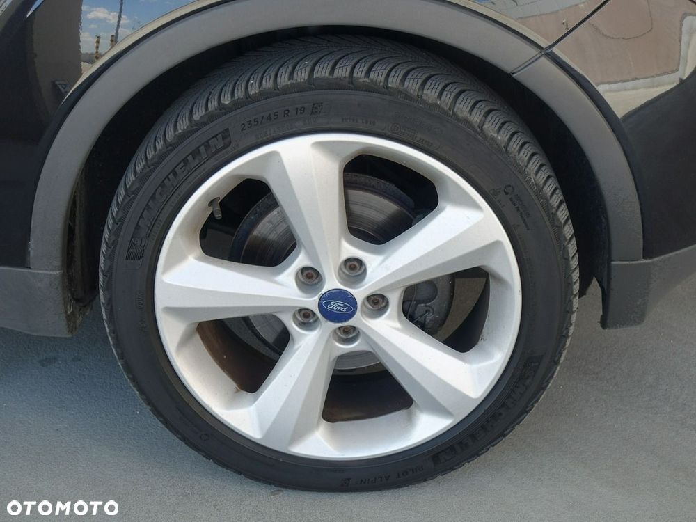 Ford Kuga 2.5 4x4 Titanium - 30