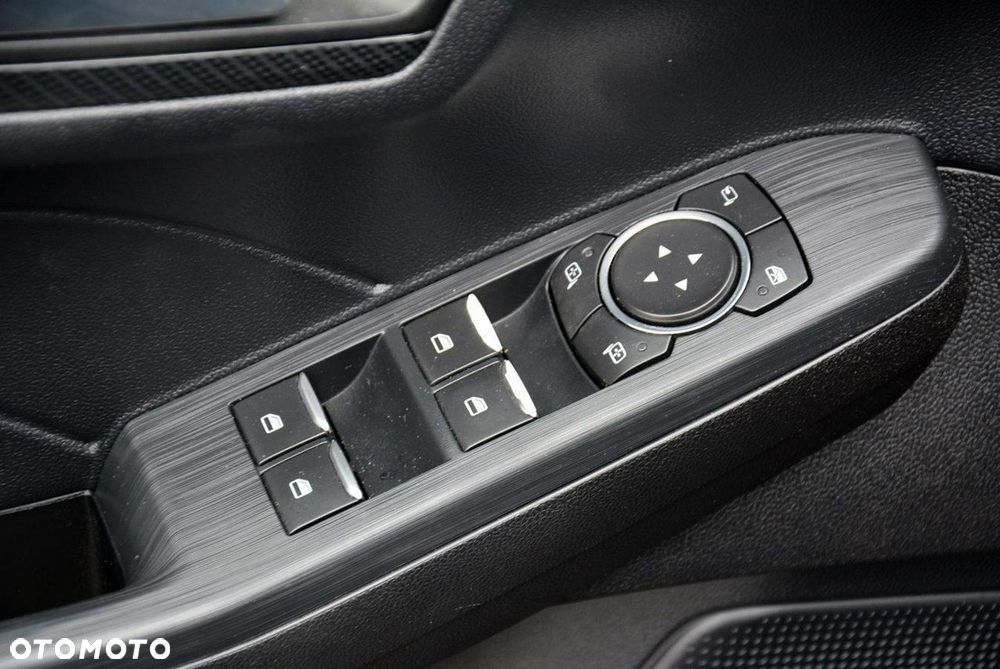 Ford Kuga 2.5 Duratec PHEV ST-LINE X - 35