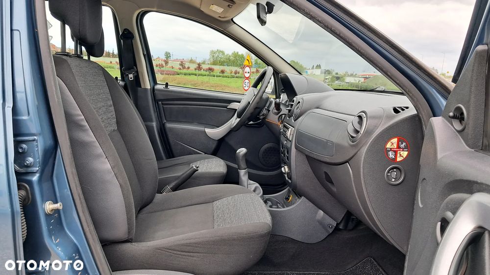 Dacia Duster 1.6 16V 4x2 Laureate - 13