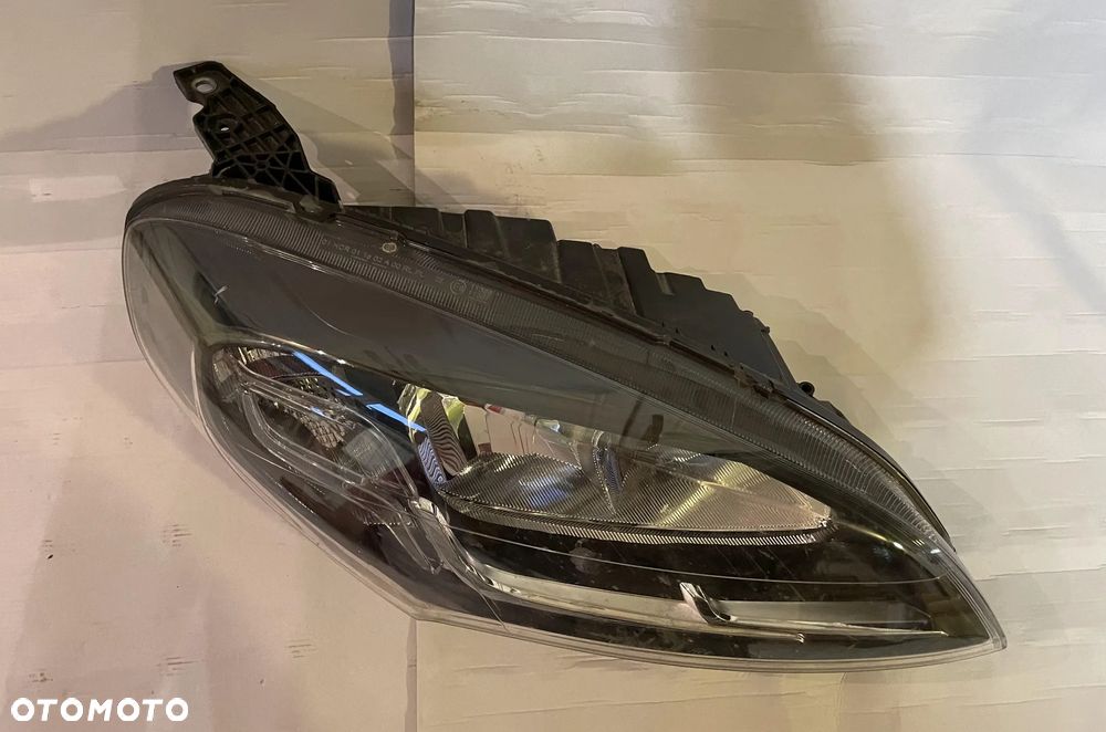 Lampa Fiat DOBLO II lift 15- prawa - 2