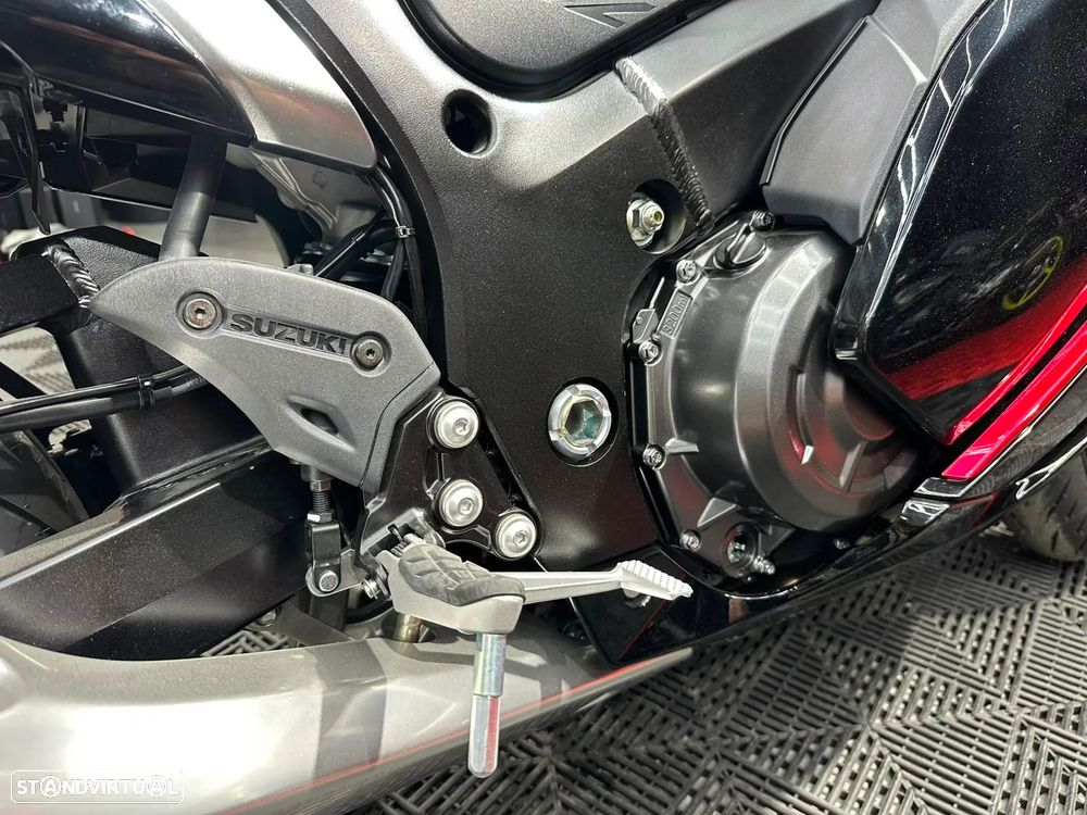 Suzuki Hayabusa - 9