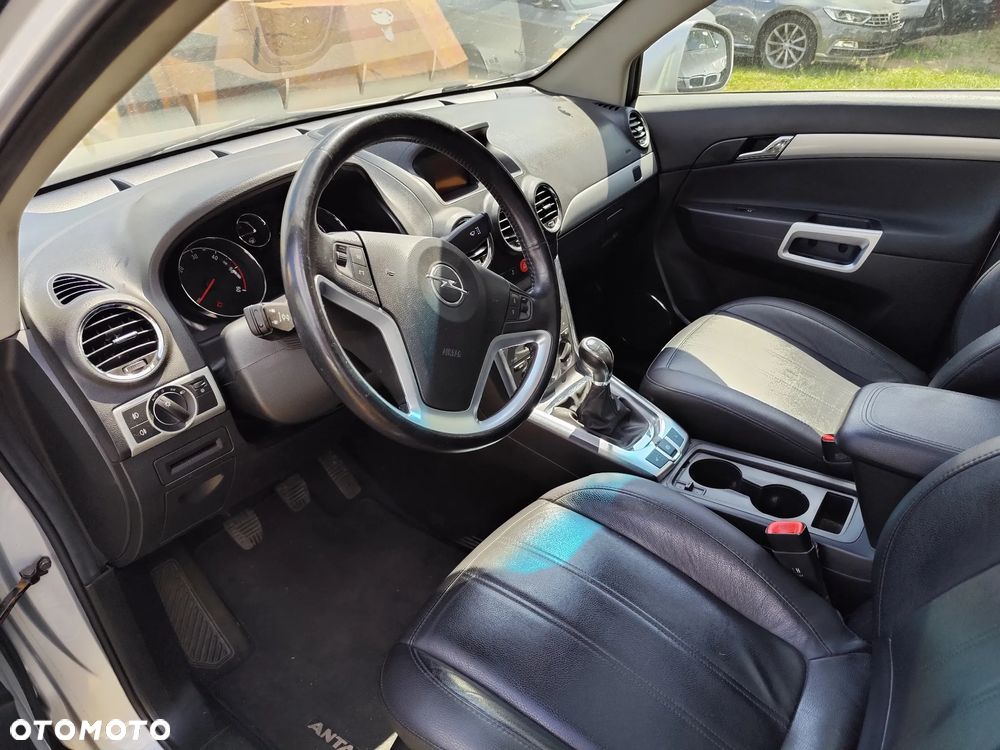 Opel Antara 2.2 CDTI 4x4 ecoFLEX Start/Stop Design Edition - 16