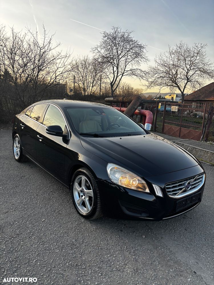 Volvo S60 D3 Geartronic - 1