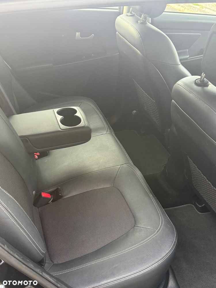 Kia Sportage - 16
