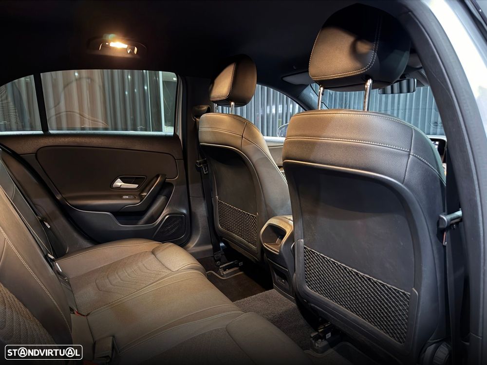 Mercedes-Benz A 250 - 36