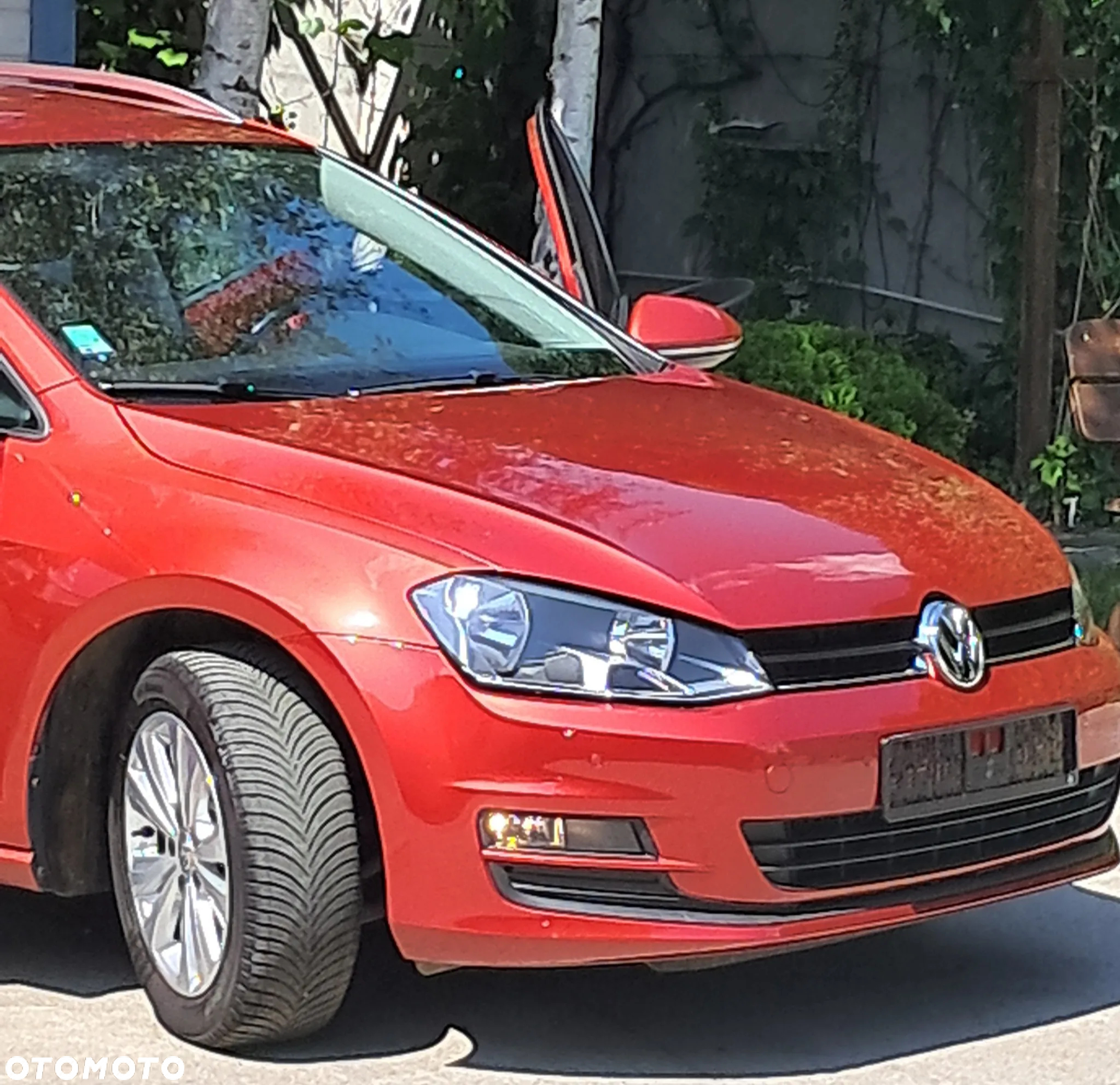 Volkswagen Golf 1.2 TSI BlueMotion Technology Comfortline - 2