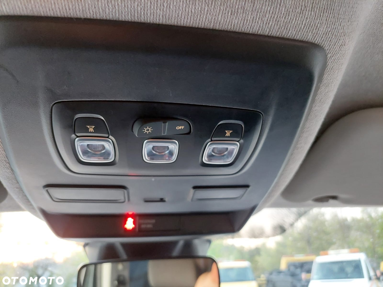 Renault Trafic - 32