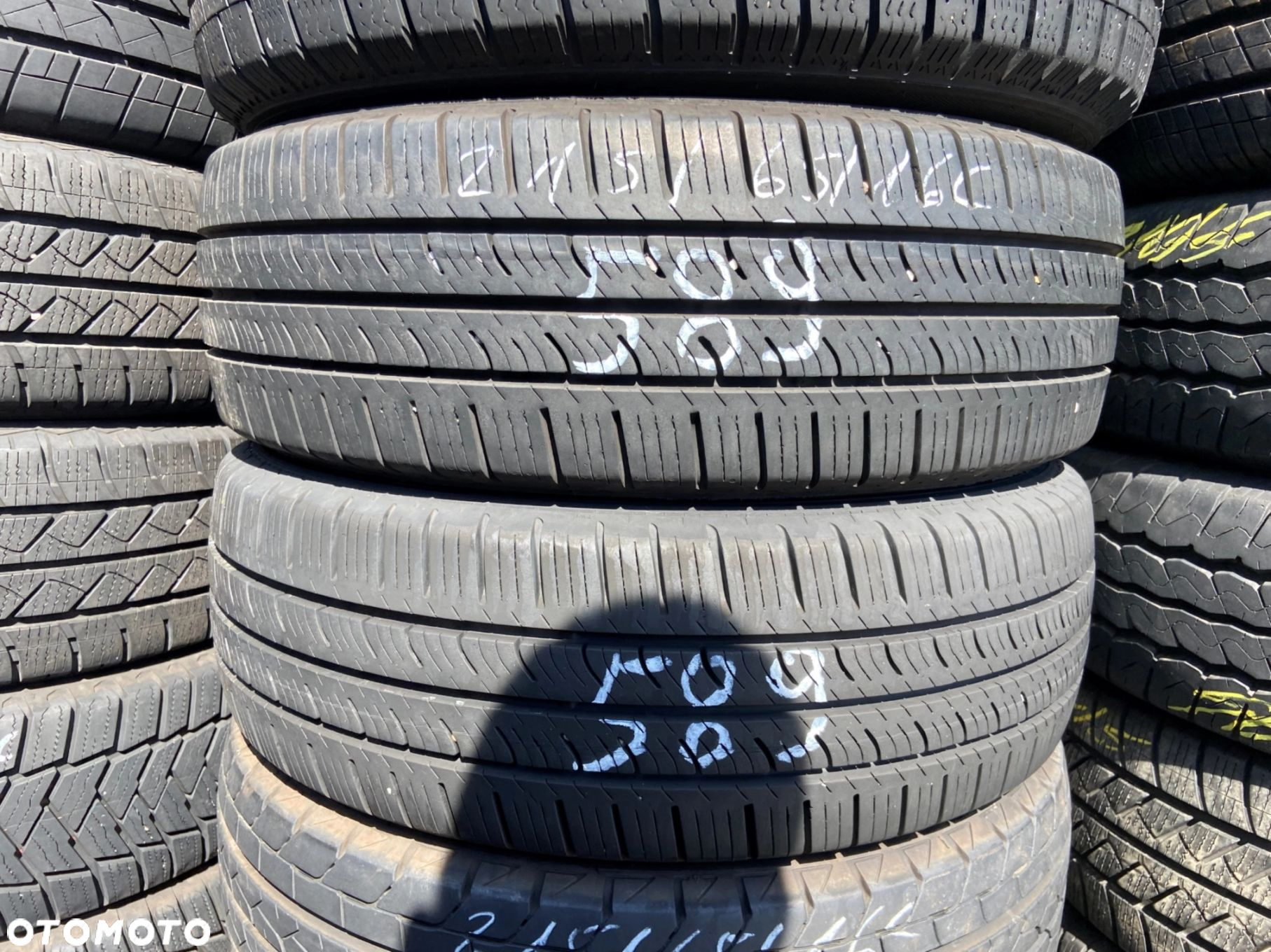 215/65/16C Pirelli Carier AllSeason_7mm_2szt_(589) - 2