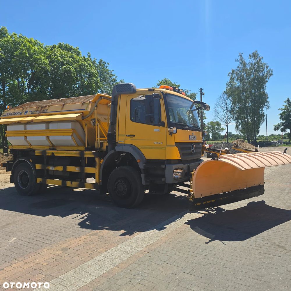Mercedes-Benz AXOR - 5